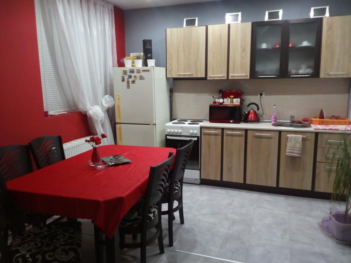 Apartment Diana Resilovo Bagian luar foto